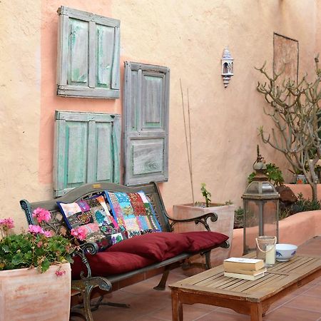 La Casa Caldera Guest House Femes Ngoại thất bức ảnh