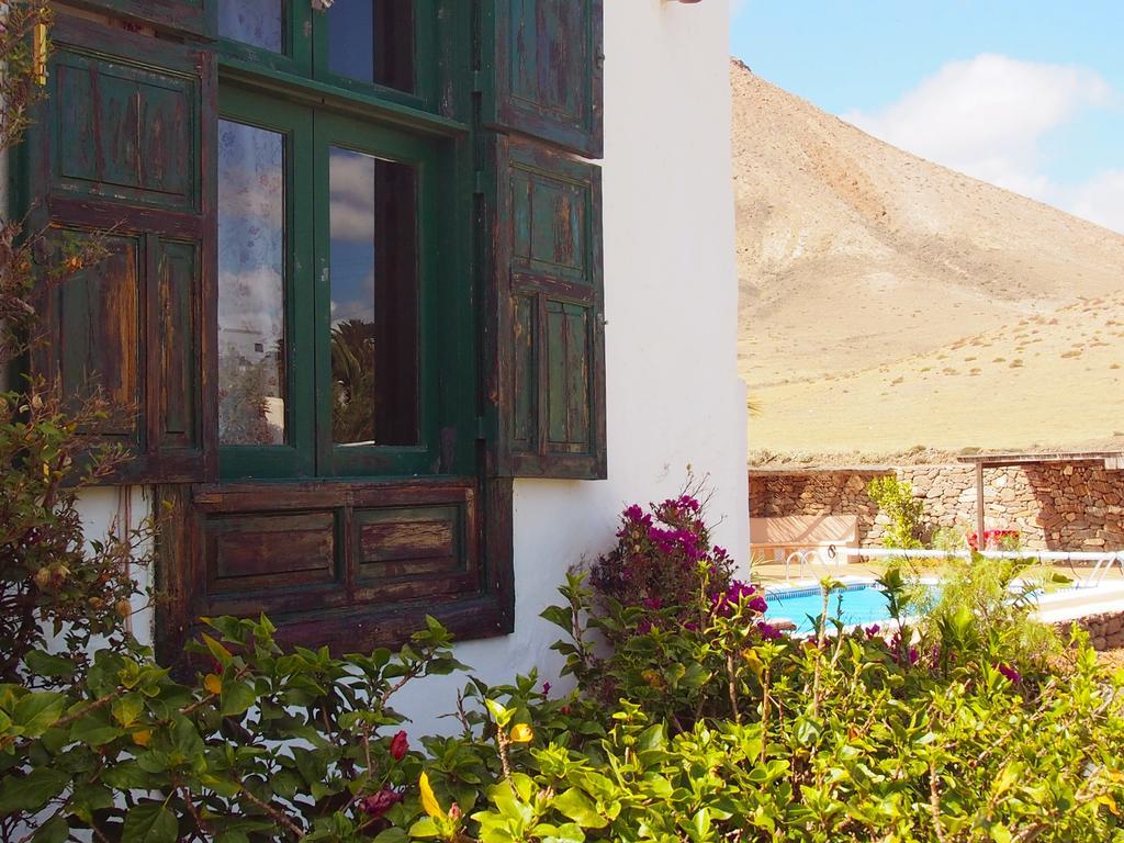 La Casa Caldera Guest House Femes Ngoại thất bức ảnh