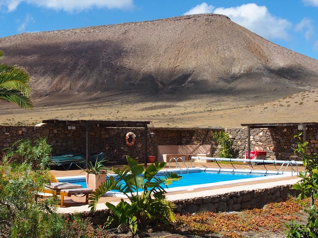 La Casa Caldera Guest House Femes Ngoại thất bức ảnh