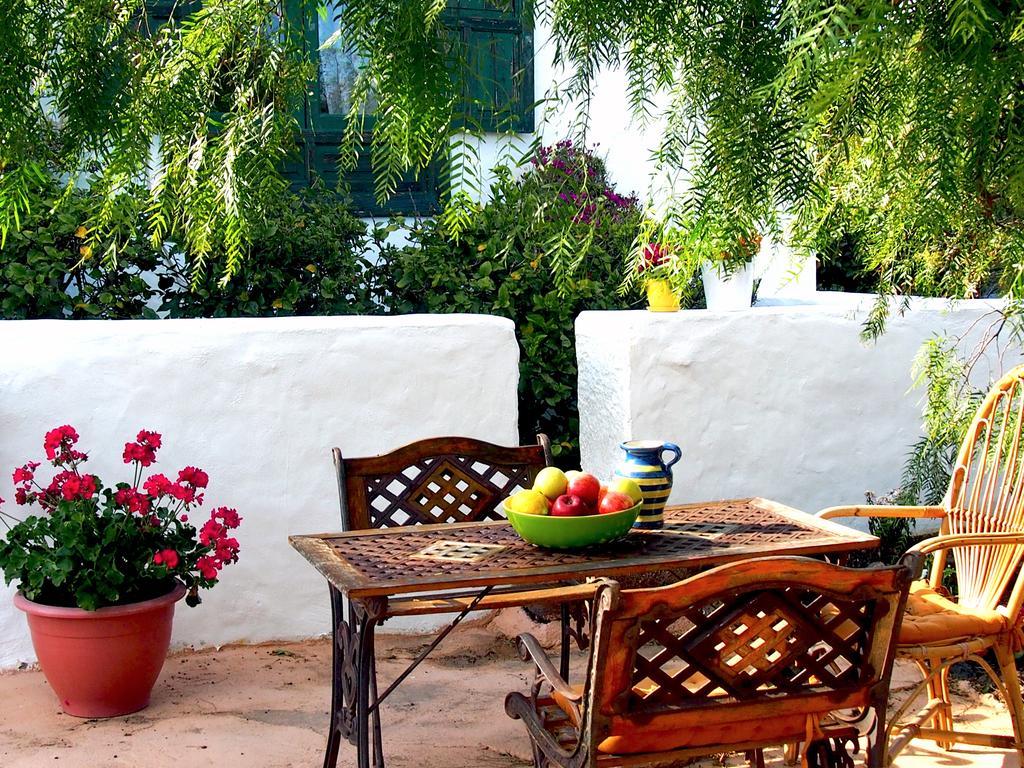 La Casa Caldera Guest House Femes Ngoại thất bức ảnh
