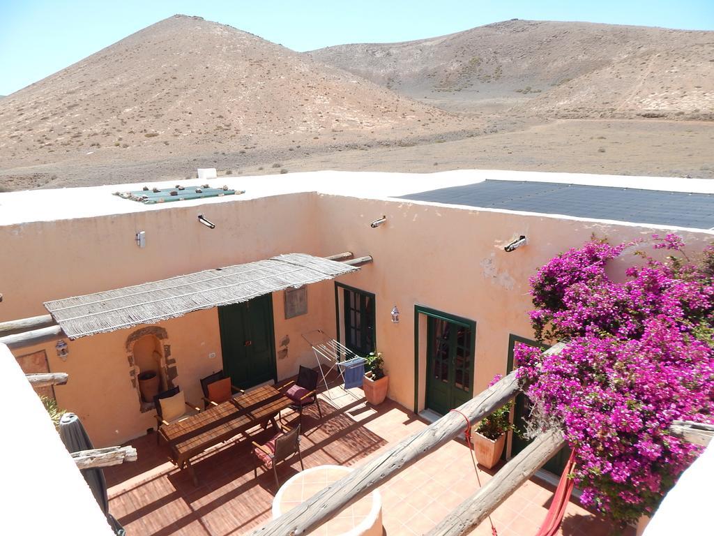 La Casa Caldera Guest House Femes Ngoại thất bức ảnh