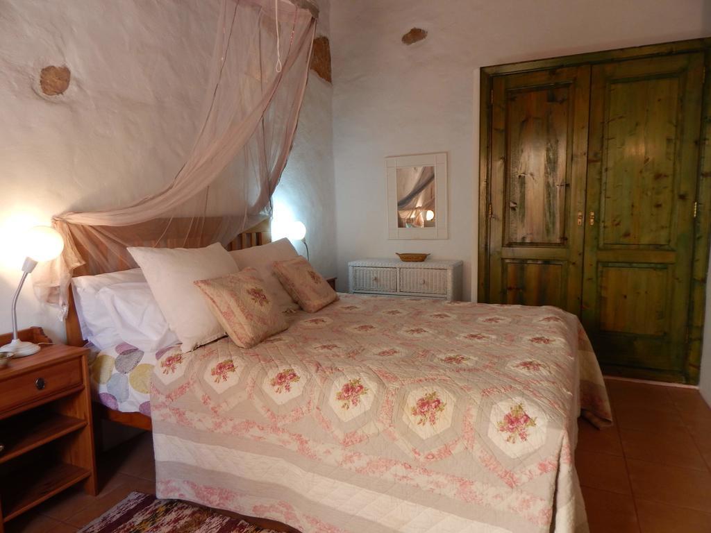 La Casa Caldera Guest House Femes Ngoại thất bức ảnh
