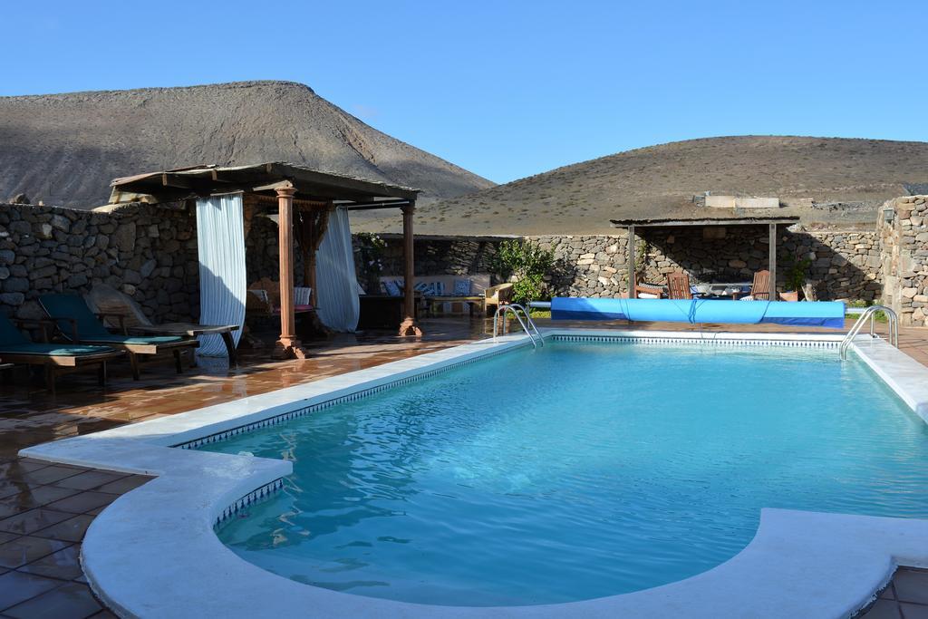 La Casa Caldera Guest House Femes Ngoại thất bức ảnh