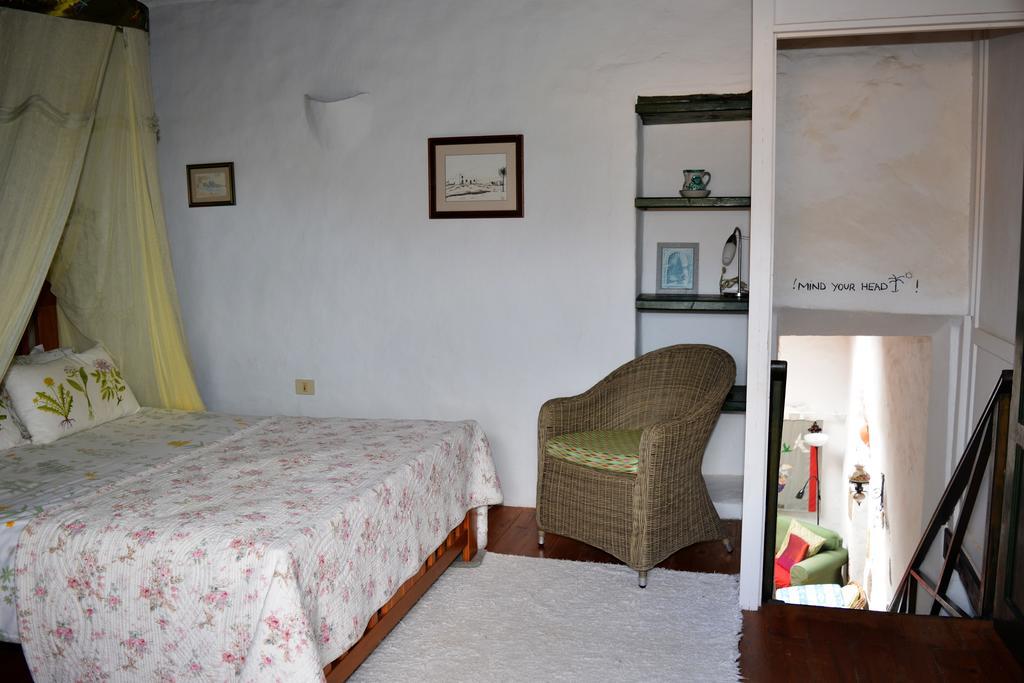 La Casa Caldera Guest House Femes Ngoại thất bức ảnh